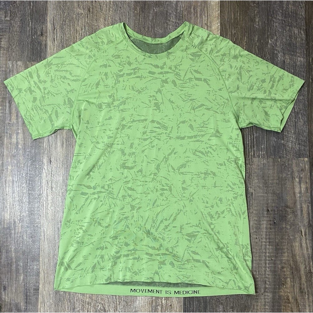Lululemon Metal Vent Tech Shirt Mens XL Green Short Sleeve Active Gym Running